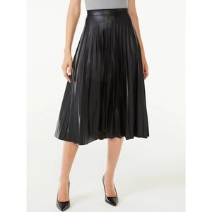 Scoop Women's Faux Leather Pleated Skirt [Size L]